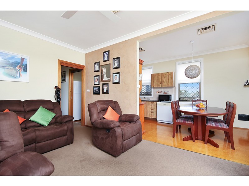 27 Manfred Avenue, Windale NSW 2306