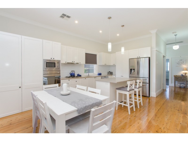 2 Pulver Street, Hamilton South NSW 2303