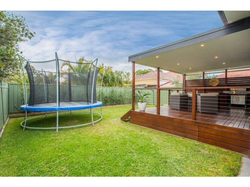 2 Pulver Street, Hamilton South NSW 2303