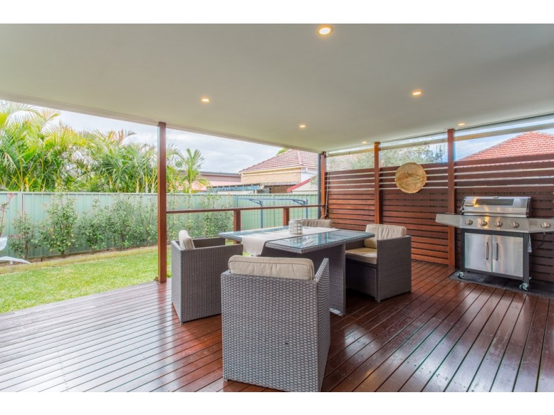 2 Pulver Street, Hamilton South NSW 2303