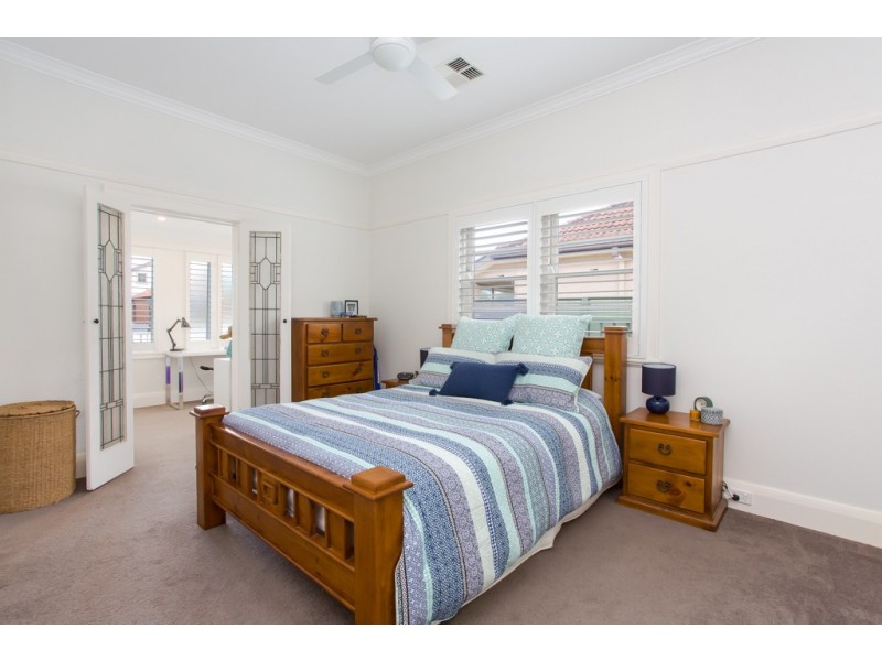 2 Pulver Street, Hamilton South NSW 2303