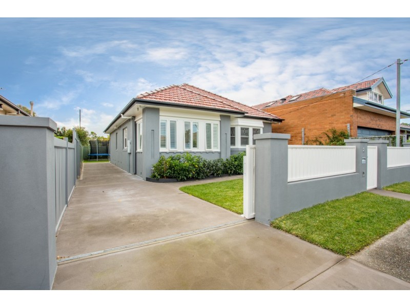 2 Pulver Street, Hamilton South NSW 2303