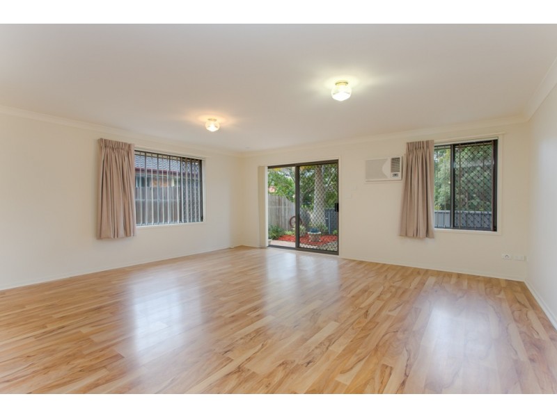 2B Whitehaven Drive, Lakelands NSW 2282