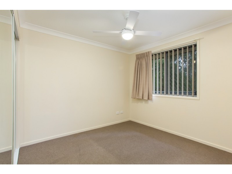 2B Whitehaven Drive, Lakelands NSW 2282