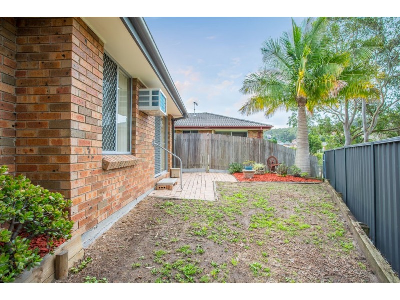 2B Whitehaven Drive, Lakelands NSW 2282