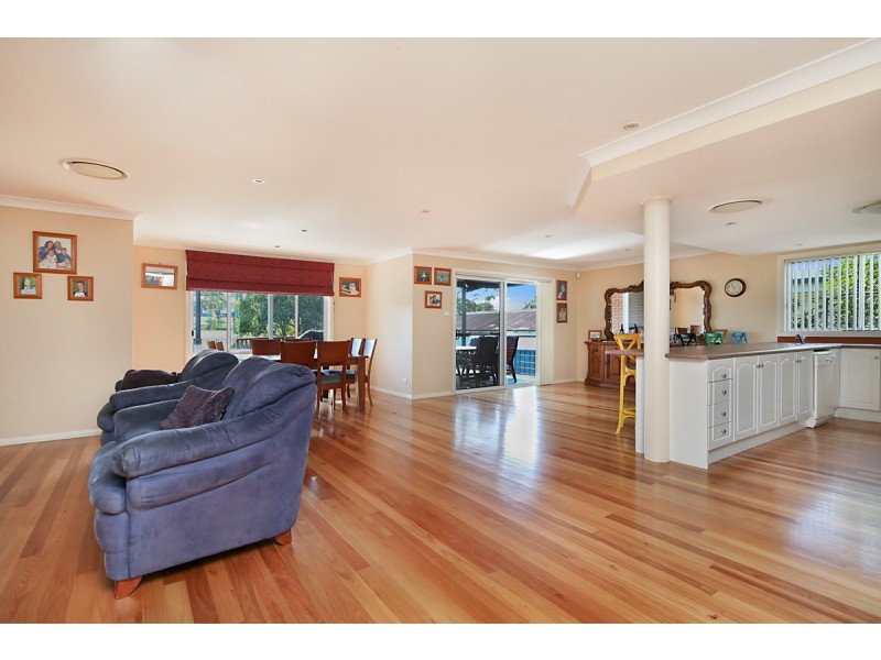 21 Inglis Street, Kotara South NSW 2289
