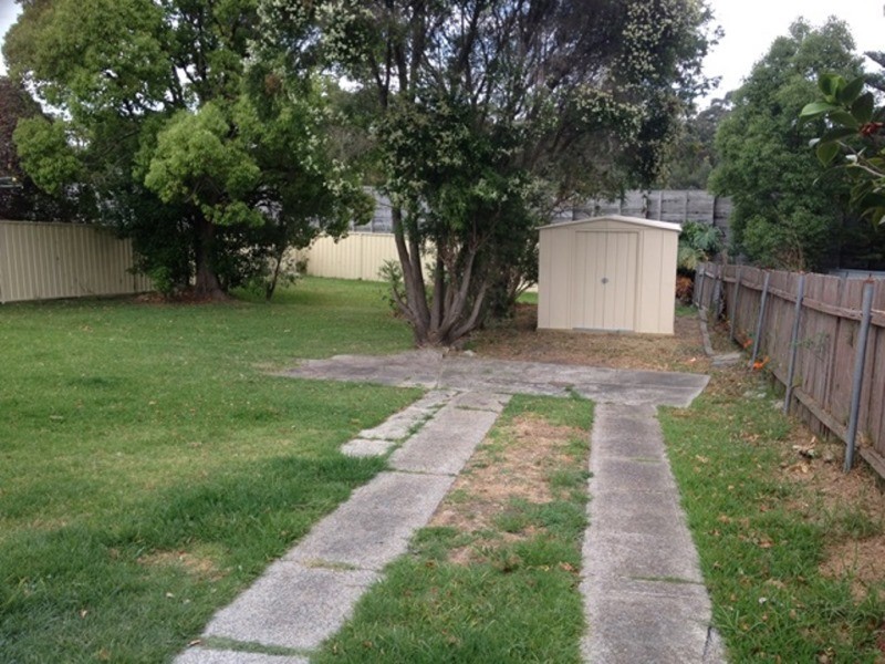 23 Blackbutt Parade, Kotara NSW 2289