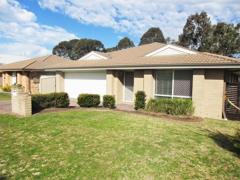 21 Conder Crescent, Metford NSW 2323