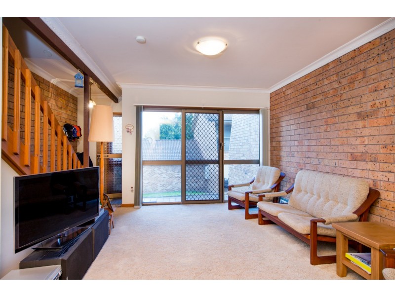 4/7 Hutton Street, Charlestown NSW 2290