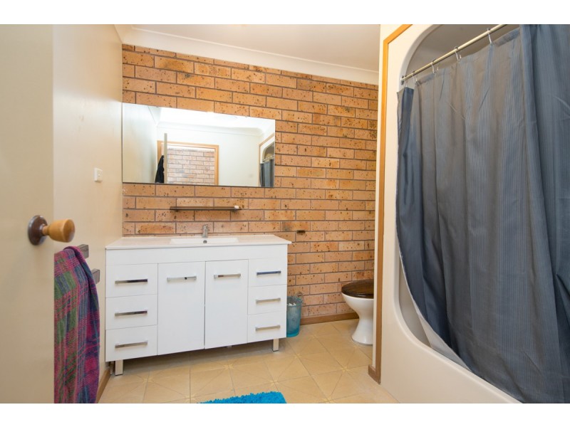 4/7 Hutton Street, Charlestown NSW 2290