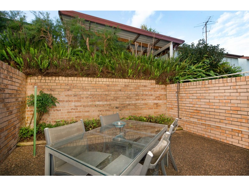 4/7 Hutton Street, Charlestown NSW 2290