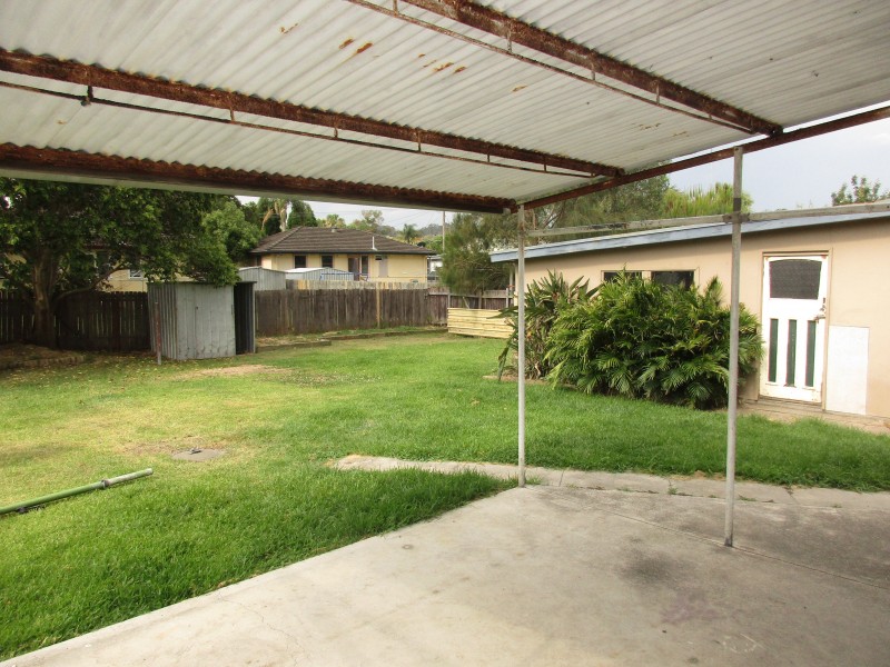 13 Teak Street, Gateshead NSW 2290