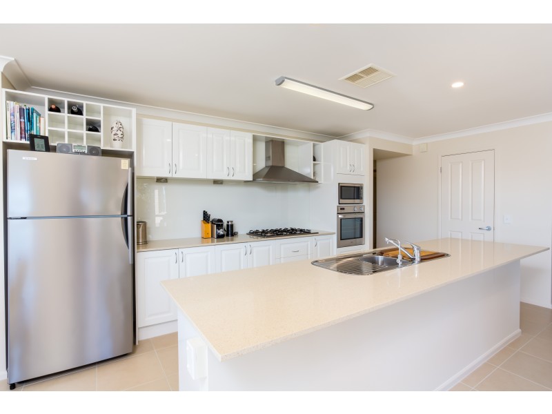 9 Timbercrest Chase, Charlestown NSW 2290