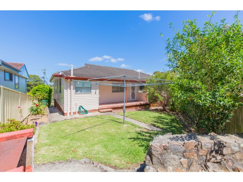 38 Creswell Avenue, Charlestown NSW 2290