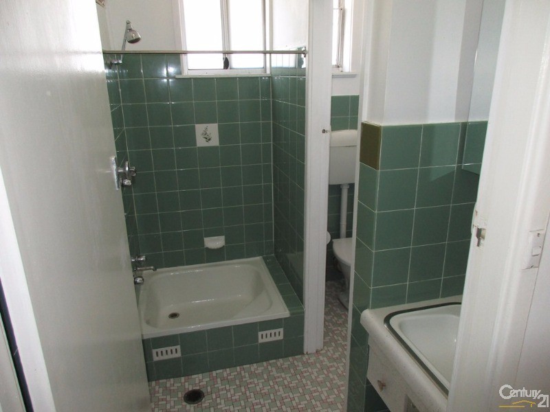 8/2A  Farquhar Street, The Junction NSW 2291