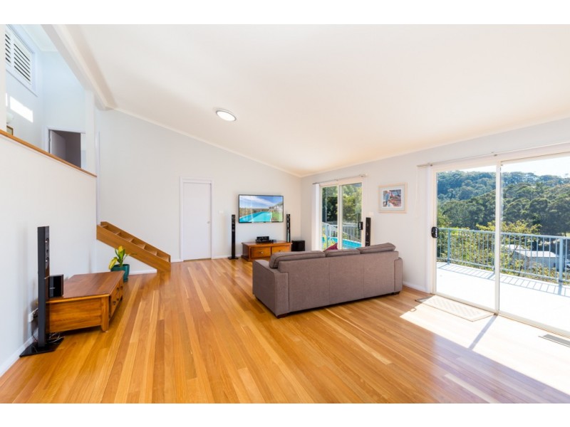 14 Castle Drive, Floraville NSW 2280