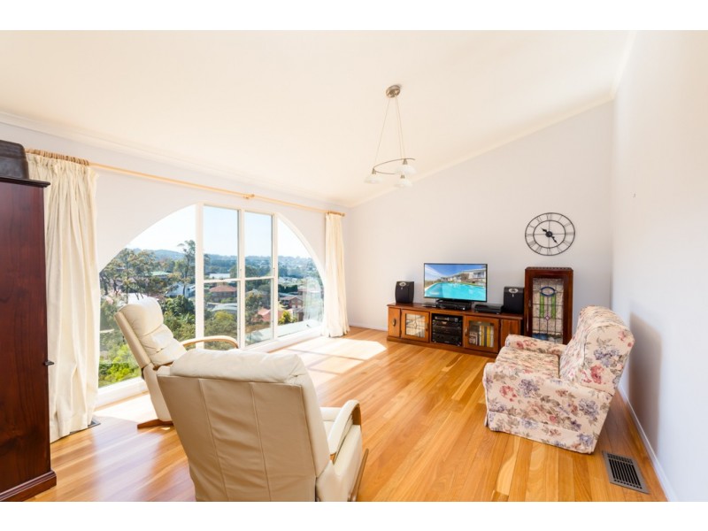 14 Castle Drive, Floraville NSW 2280