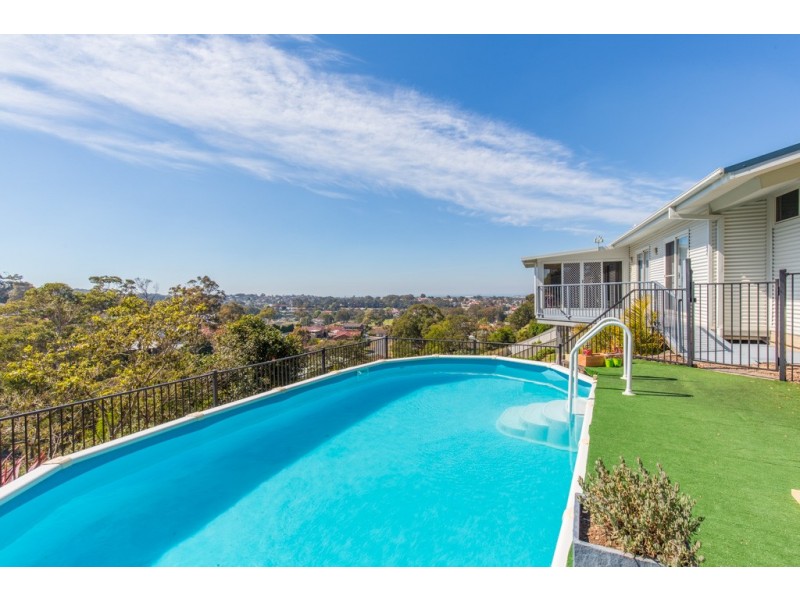 14 Castle Drive, Floraville NSW 2280
