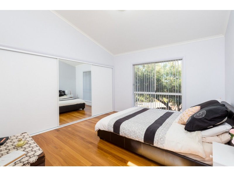 14 Castle Drive, Floraville NSW 2280