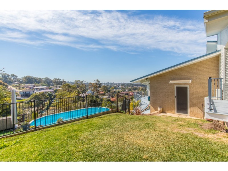 14 Castle Drive, Floraville NSW 2280