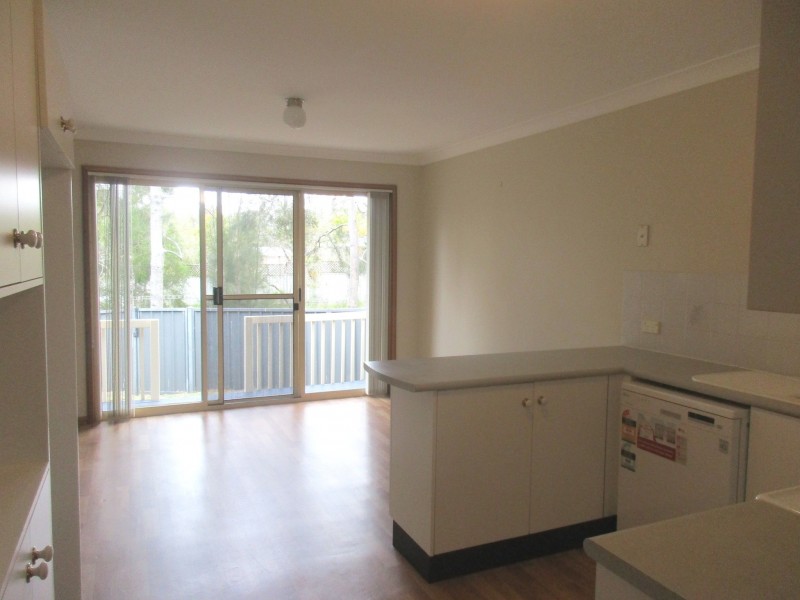 8/1 Derwent Crescent, Lakelands NSW 2282