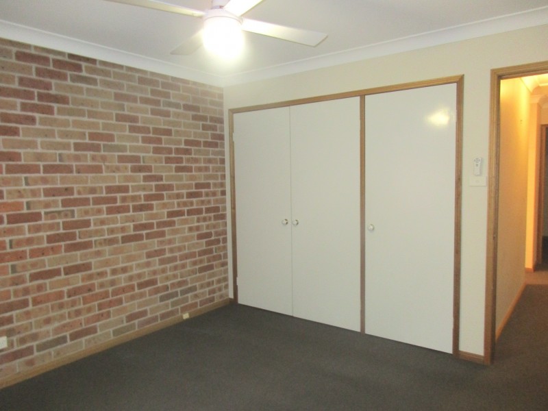 8/1 Derwent Crescent, Lakelands NSW 2282