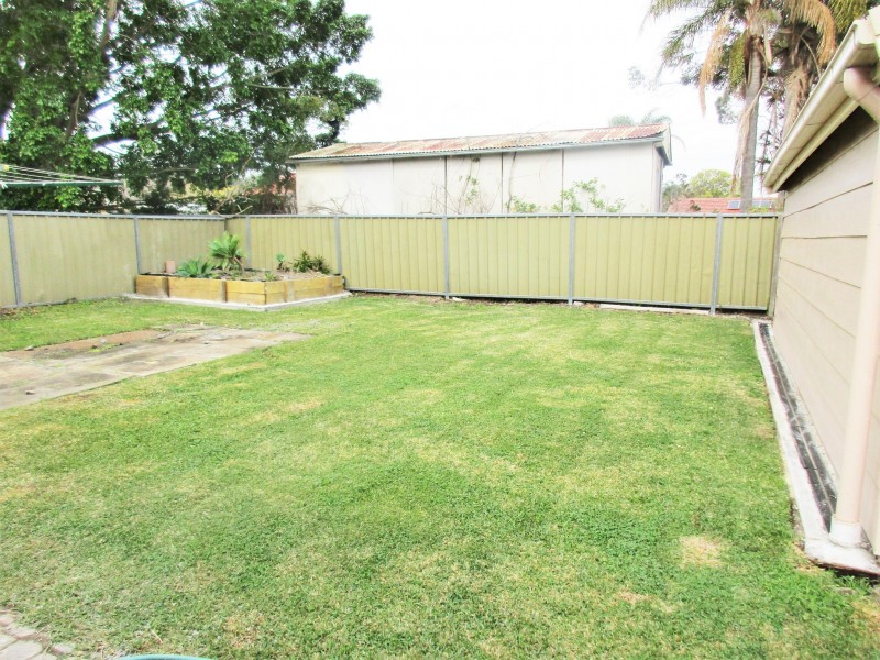 30 Plane Street, Gateshead NSW 2290