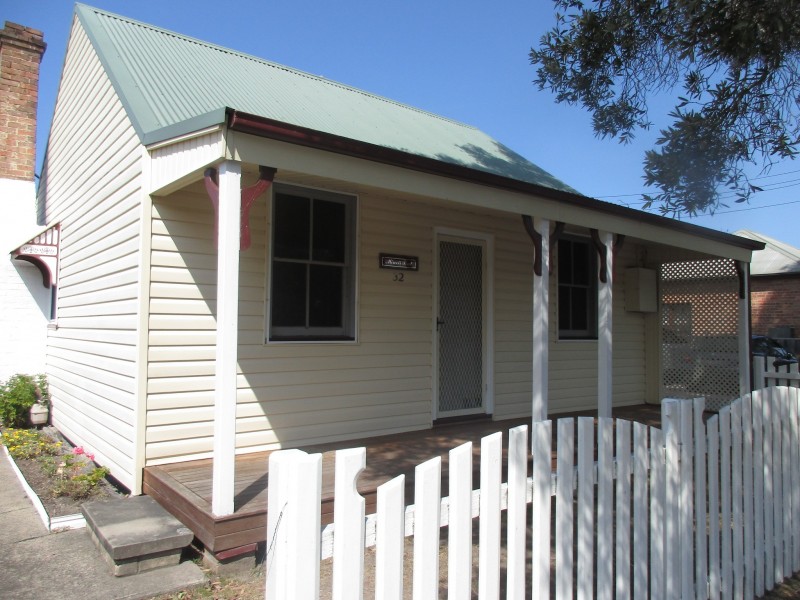32 Smith Street,, Charlestown NSW 2290