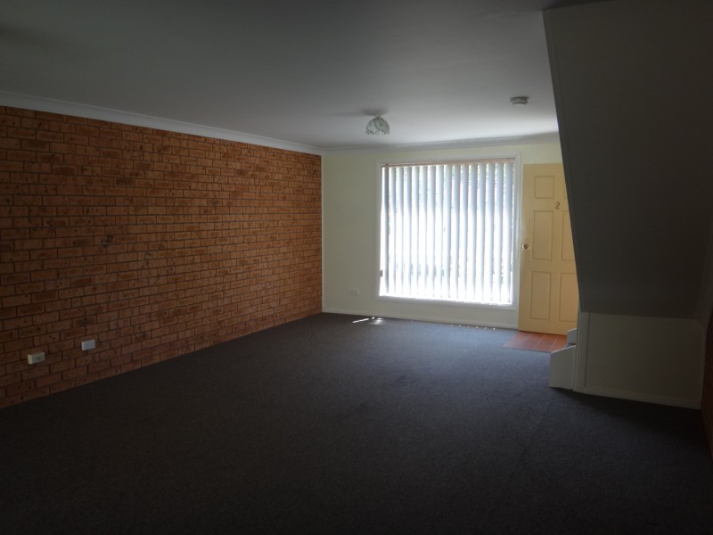 2/11 Floribunda Close, Warabrook NSW 2304