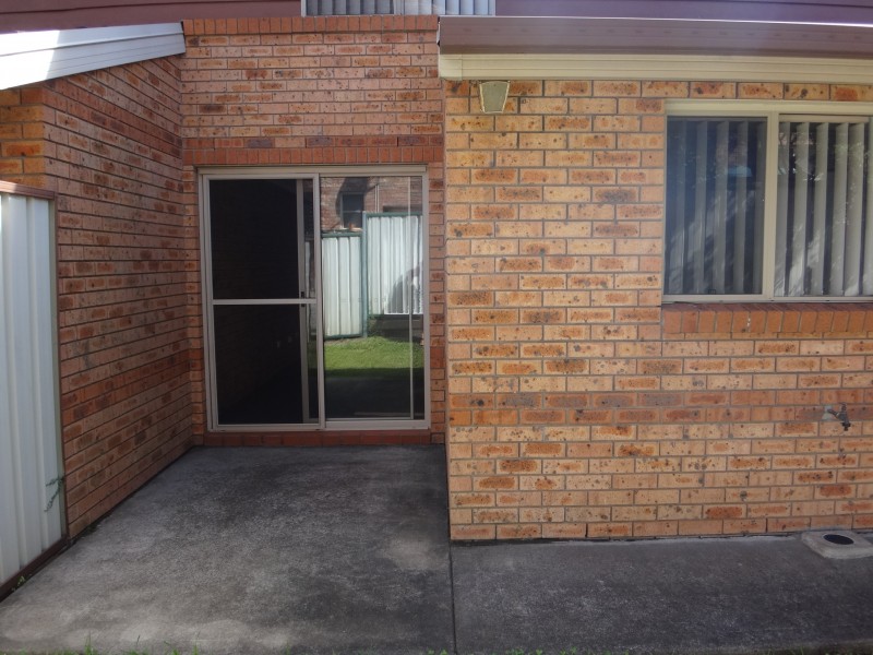 2/11 Floribunda Close, Warabrook NSW 2304