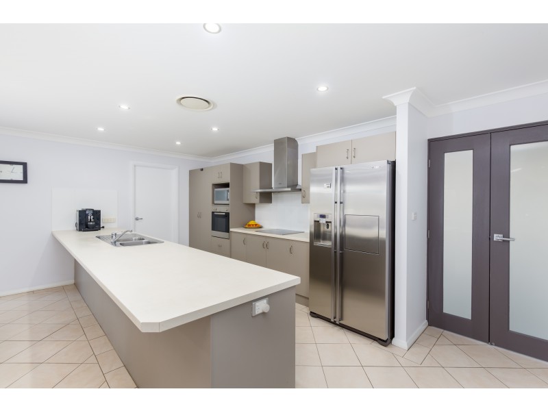 11 Franciska Close, Floraville NSW 2280