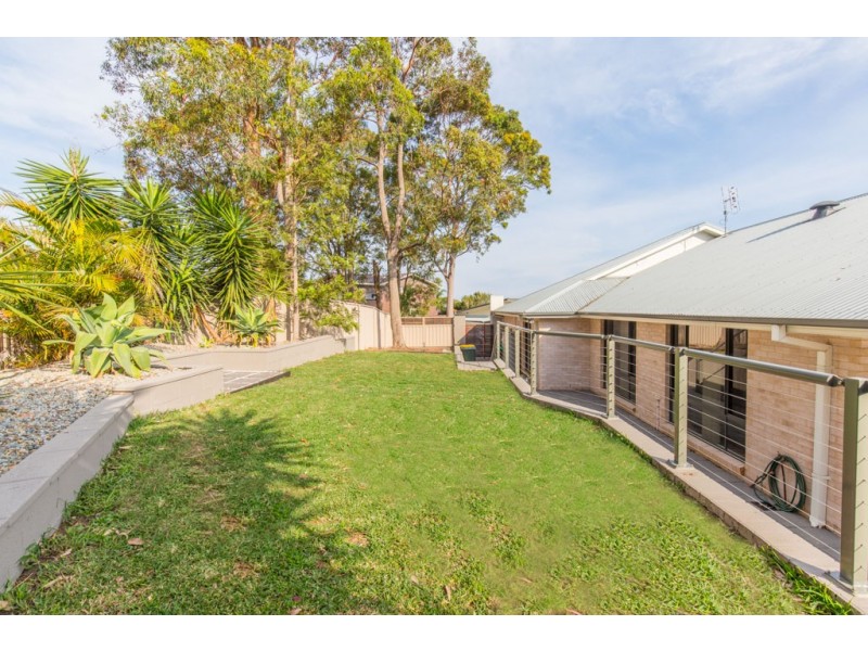 11 Franciska Close, Floraville NSW 2280