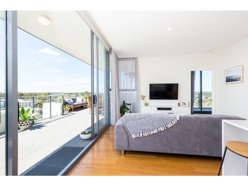 803/6-8 Charles Street, Charlestown NSW 2290