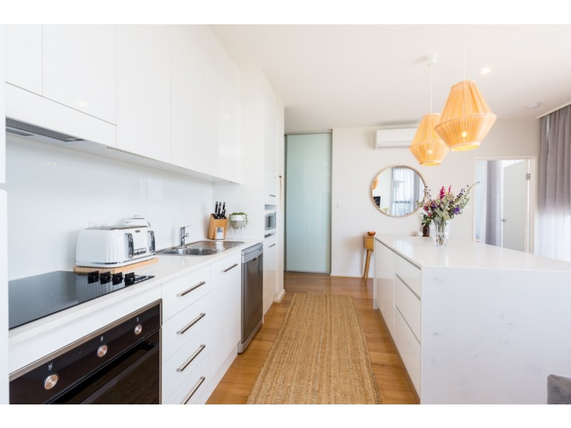 803/6-8 Charles Street, Charlestown NSW 2290