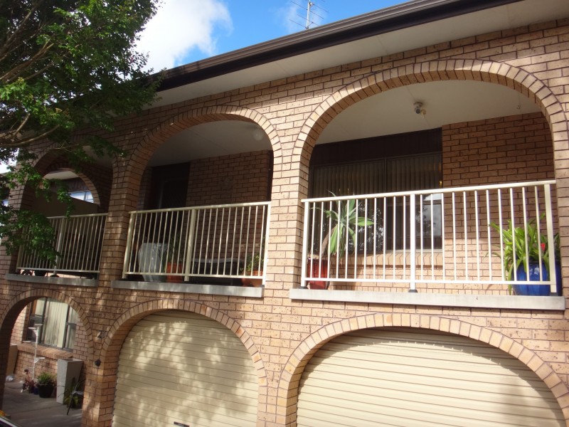 2B Conrad Avenue, Charlestown NSW 2290