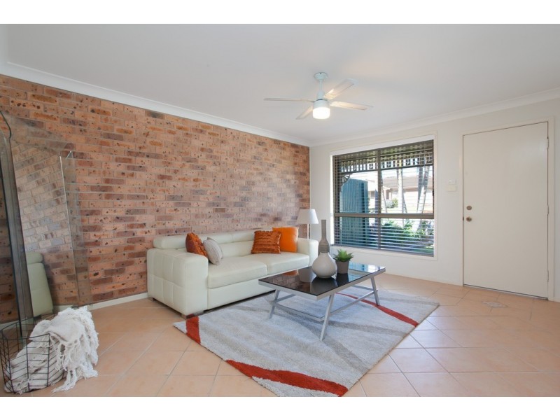 1/10 New York Ave, Warners Bay NSW 2282