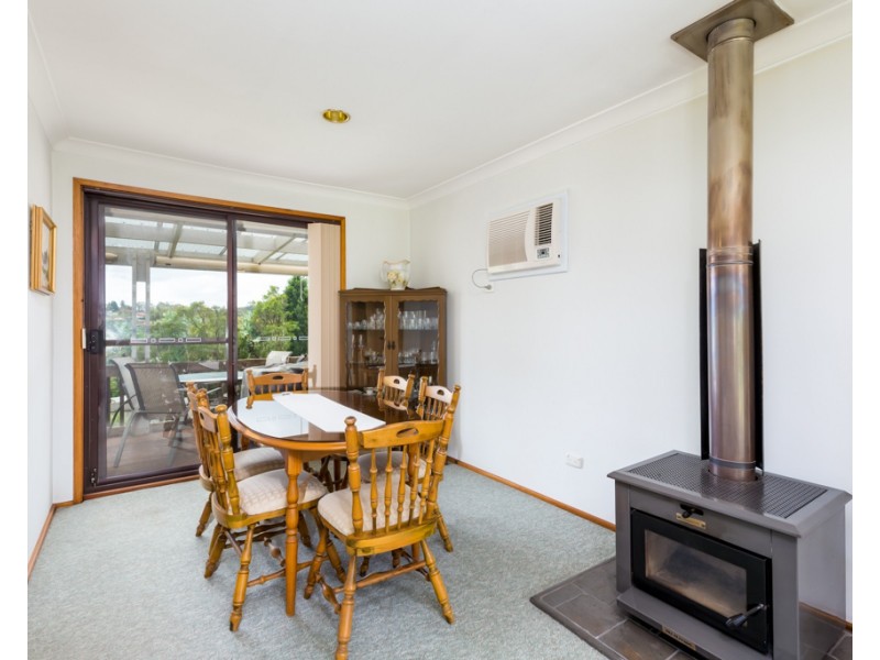 4 Auklet Road, Mount Hutton NSW 2290