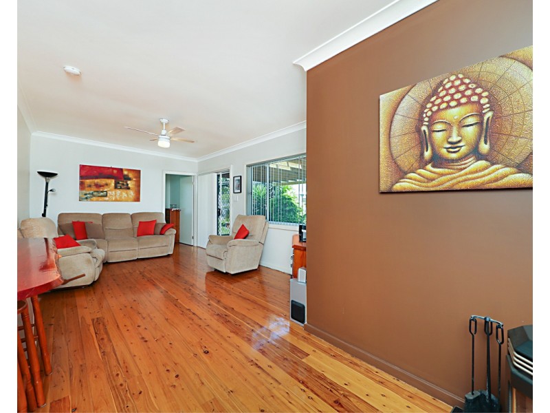 6 Ash Place, Gateshead NSW 2290