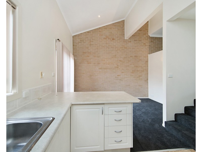 2/6 Brown Street, Adamstown NSW 2289