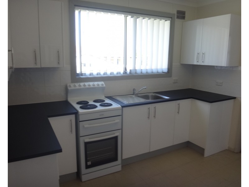 10 Box Place, Gateshead NSW 2290