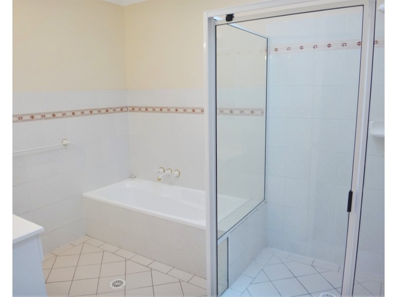 1/55  Berringar Road, Valentine NSW 2280