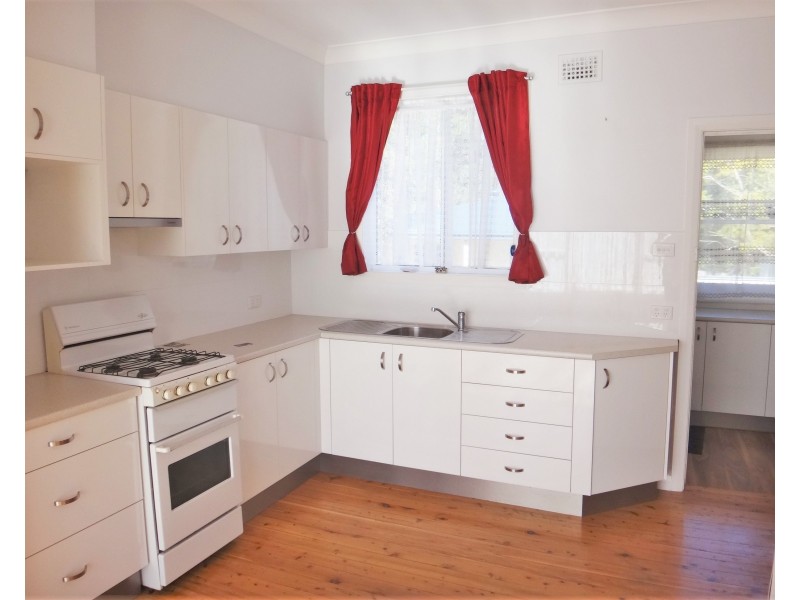 30 Sunset Boulevard, North Lambton NSW 2299