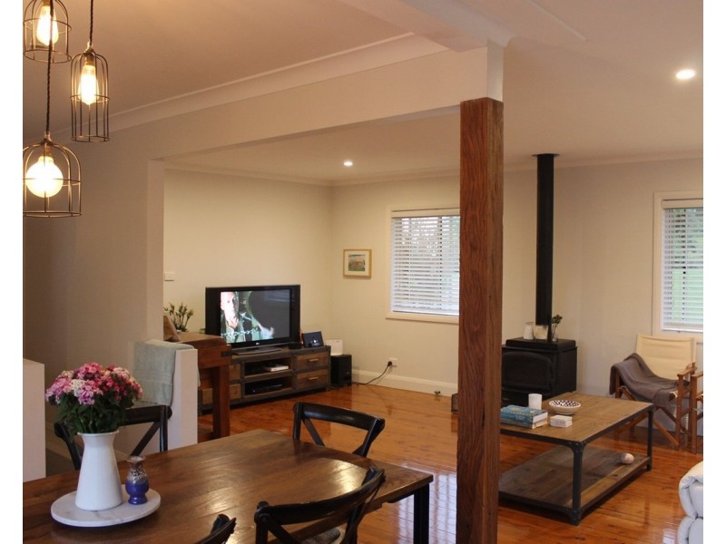 22 Lowry Street, Cardiff NSW 2285