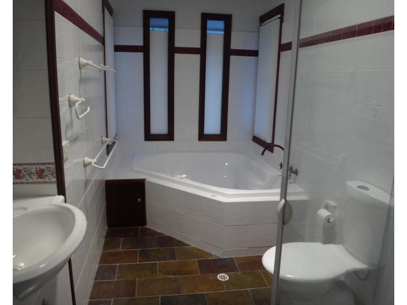 45 Ross Street, Belmont NSW 2280