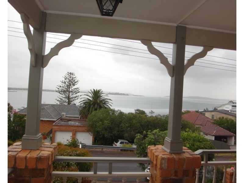 45 Ross Street, Belmont NSW 2280