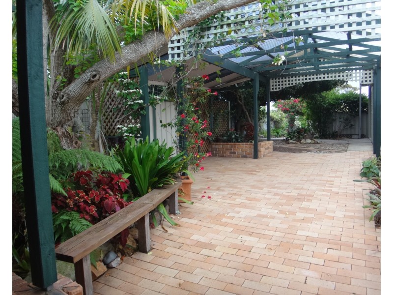 45 Ross Street, Belmont NSW 2280