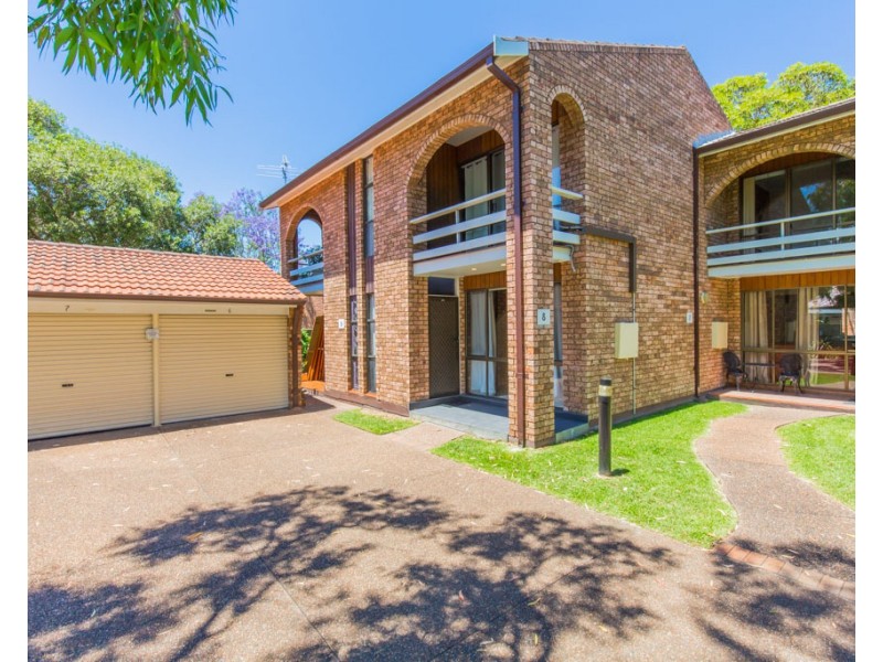 8/58 Parry Street, Cooks Hill NSW 2300