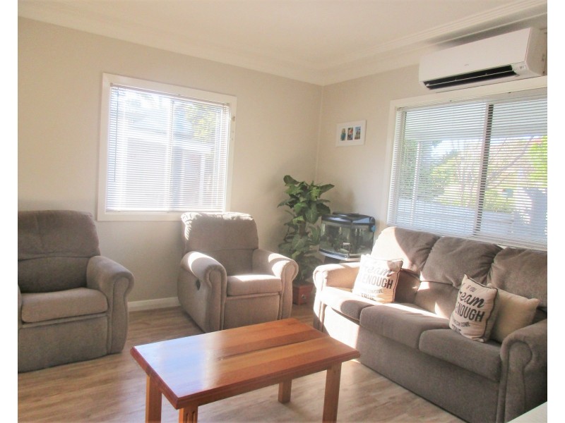 24 Wilsons Road, Mount Hutton NSW 2290