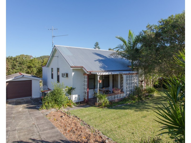 42 Manfred Avenue, Windale NSW 2306