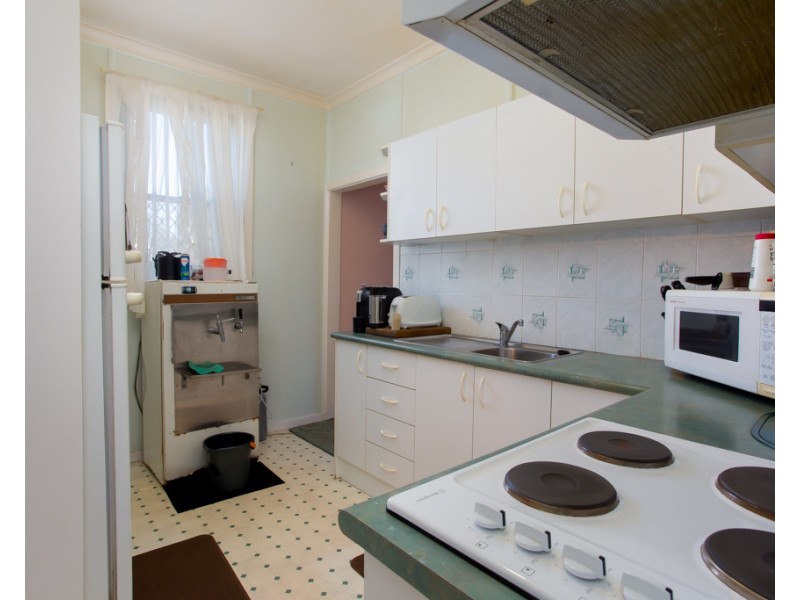 42 Manfred Avenue, Windale NSW 2306